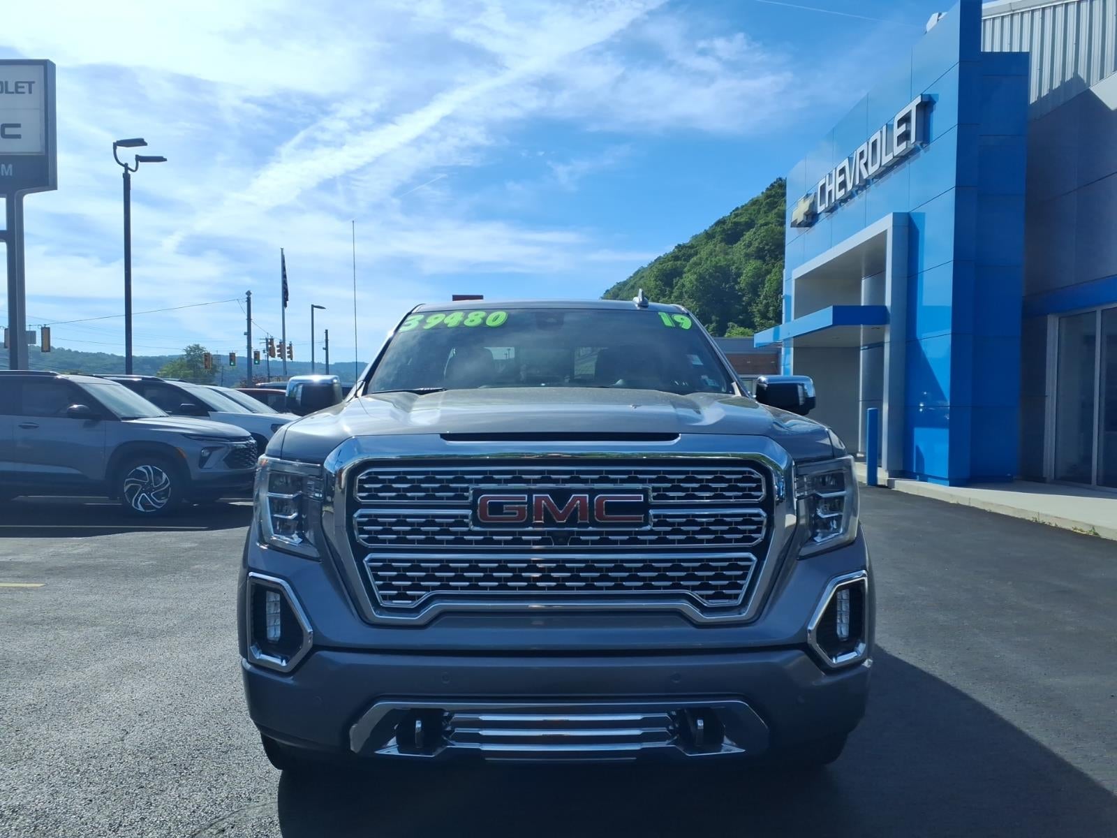 2019 GMC Sierra 1500 — side profile view