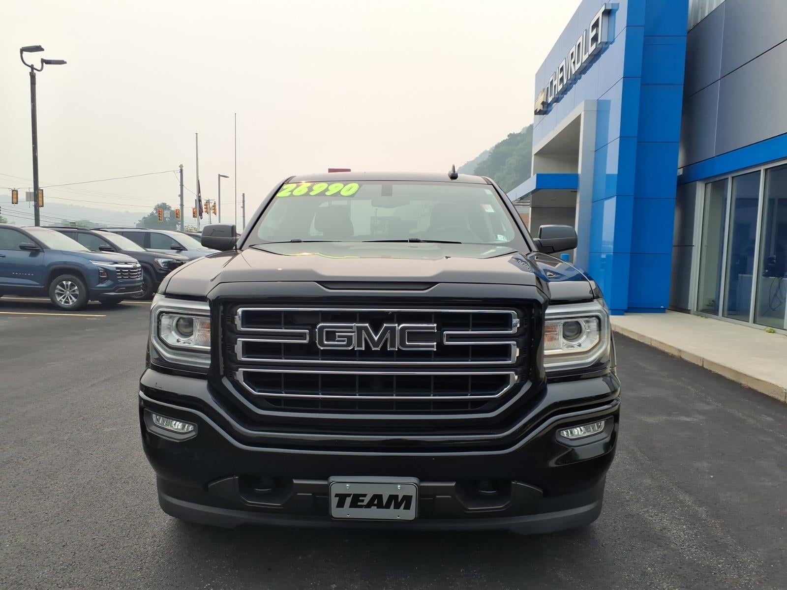 2018 GMC Sierra 1500 — side profile view